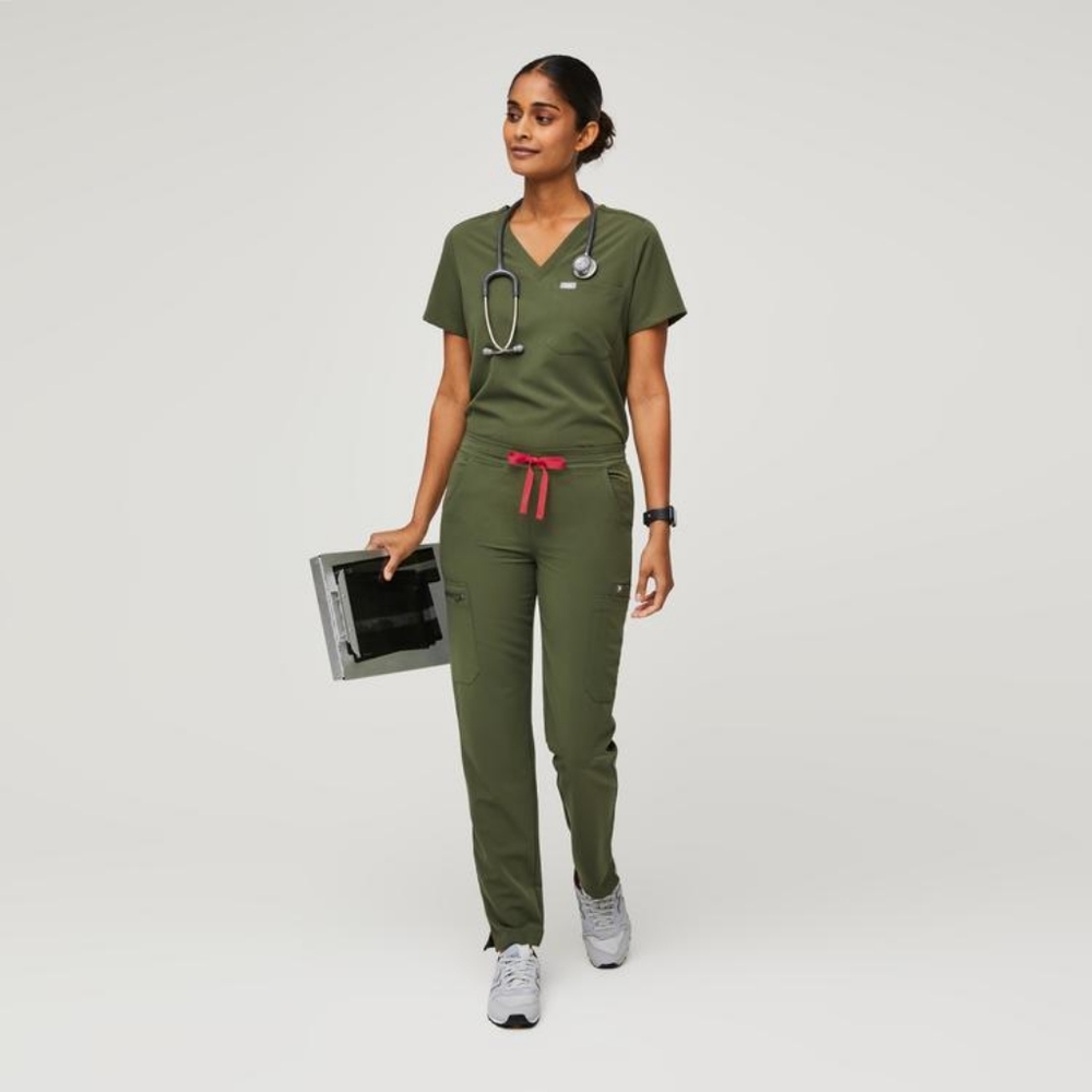 FIGS - LIMITED EDITION Dark Olive Set, Size XXS